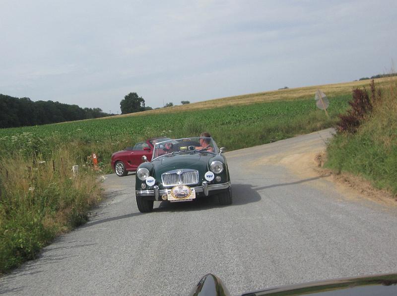 MG DAY 2010, georganiseerd  door MG Club Belgique Sud (45).JPG